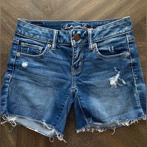 American eagle short